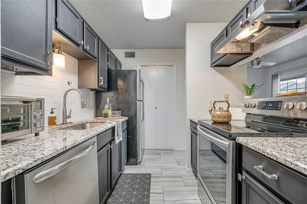 18333 Roehampton Drive, Unit 821 Dallas, TX 75252 - Photo 17 of 27