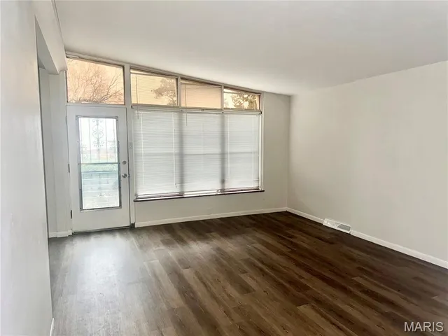 $140,000 | 2136 Sun Valley Drive, St. Louis, MO 63136