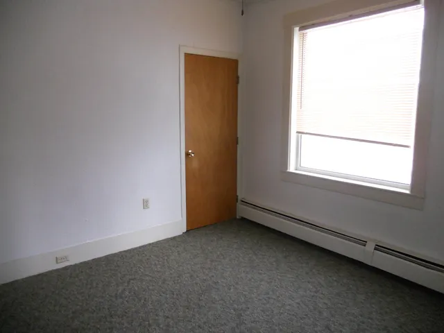 $295,000 | 110 Sullivan Street, Claremont, NH 03743