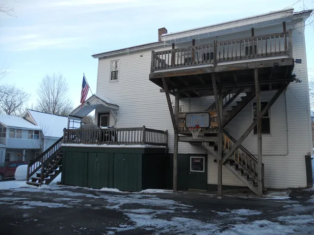 $295,000 | 110 Sullivan Street, Claremont, NH 03743