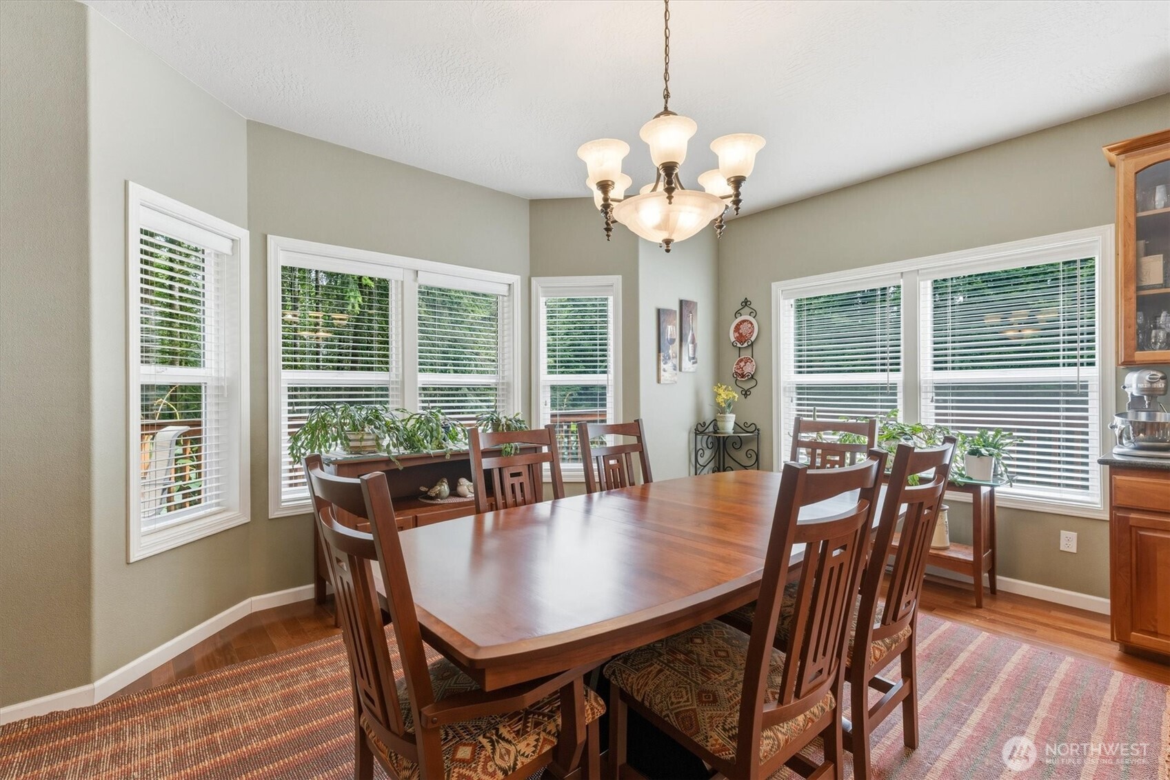 347 Ferncrest Road Longview, WA 98632 - Photo 11 of 40 Gallery Image 11