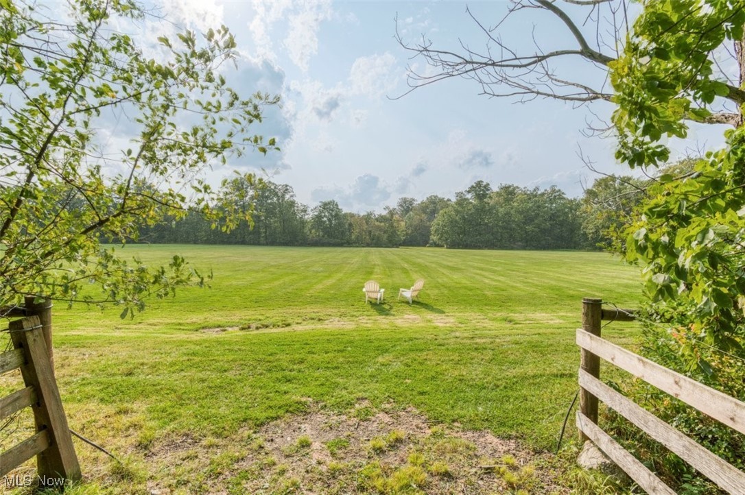 16544 Snyder Road Chagrin Falls, OH 44023 - Photo 5 of 41 Gallery Image 5