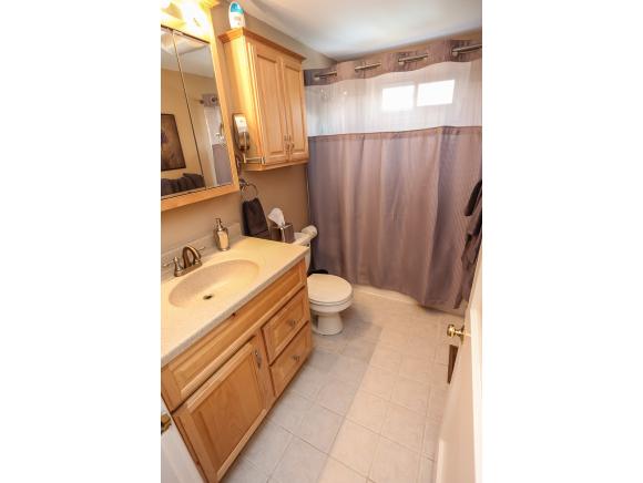 150 Wallace Road Bedford, NH 03110 - Photo 17 of 36 Gallery Image 17