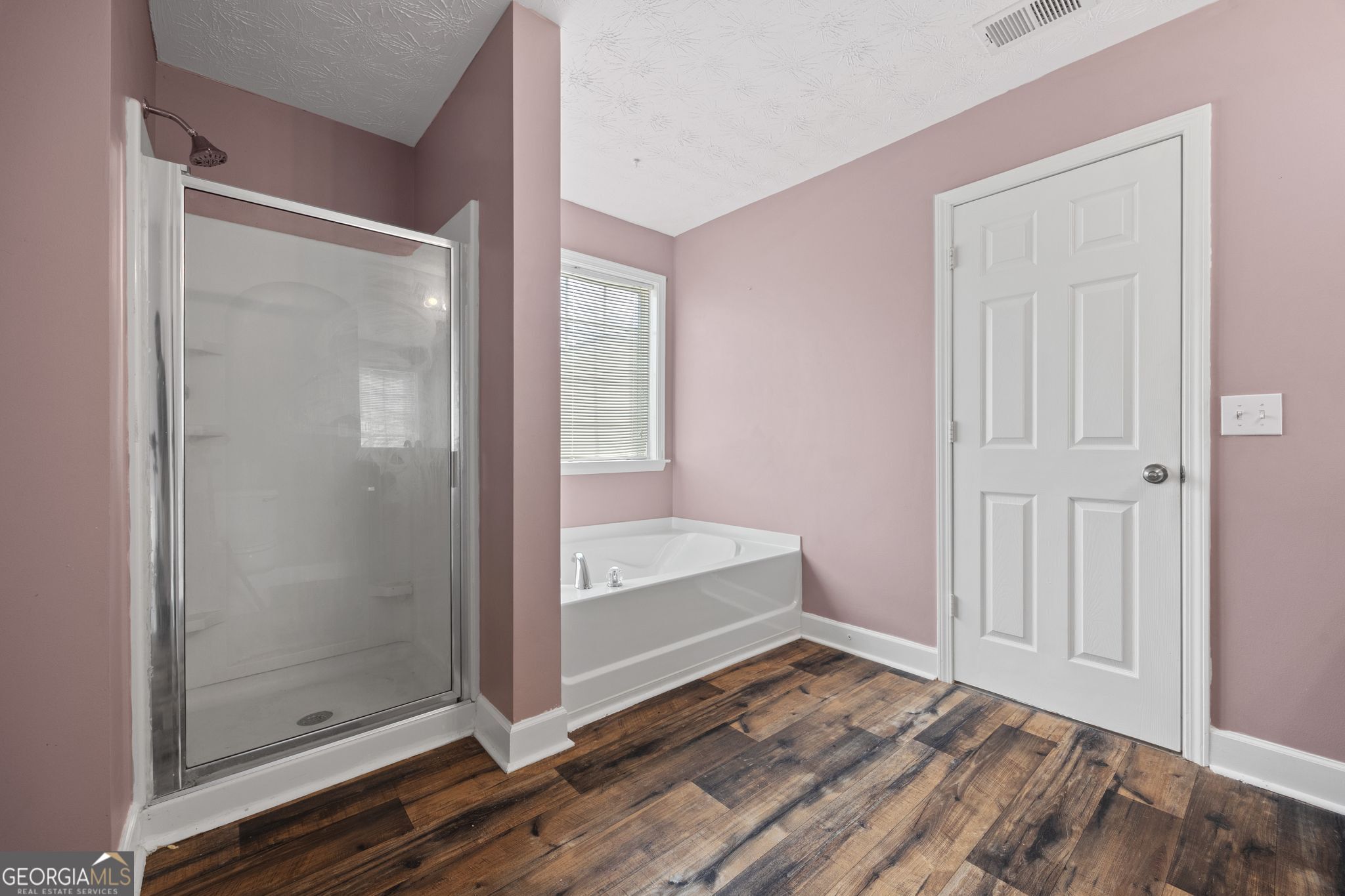 35 Timber Lane Newnan, GA 30265 - Photo 31 of 51 a view of an empty room