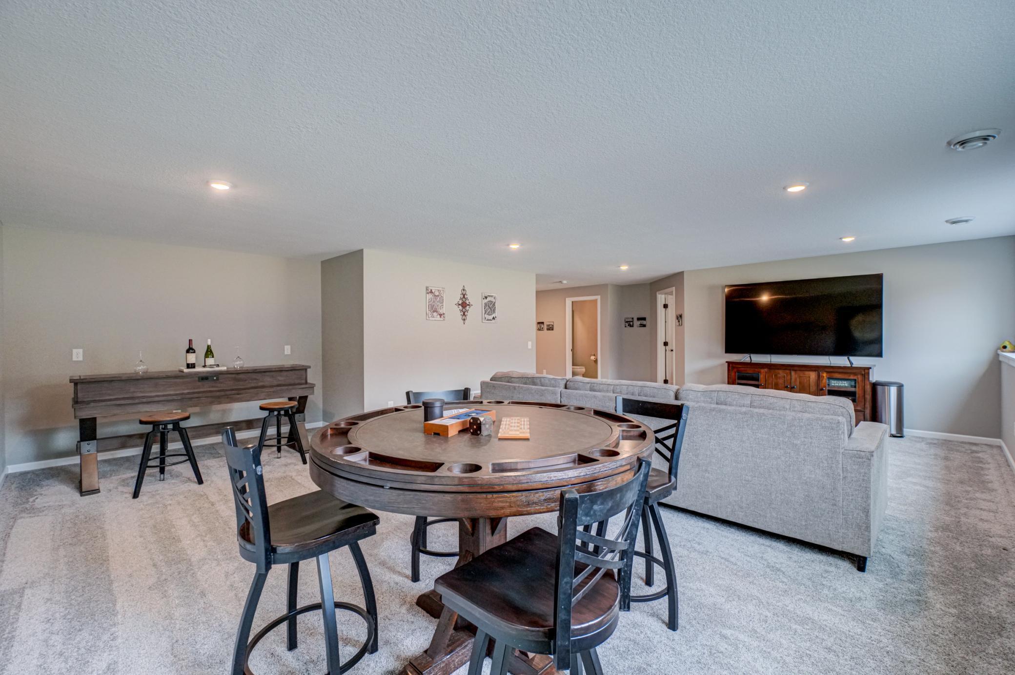 1446 Lee Circle Hudson, WI 54016 - Photo 13 of 20