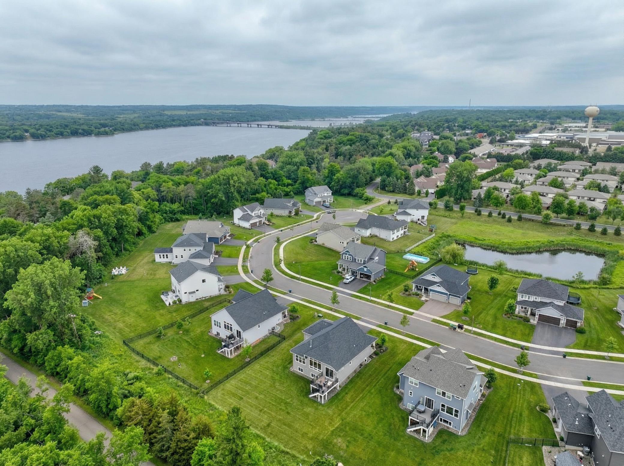 1446 Lee Circle Hudson, WI 54016 - Photo 19 of 20