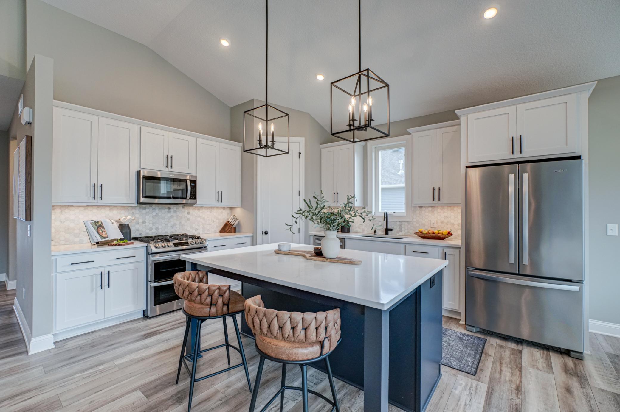 1446 Lee Circle Hudson, WI 54016 - Photo 6 of 20