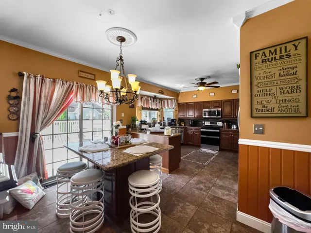 a view of entryway and hall