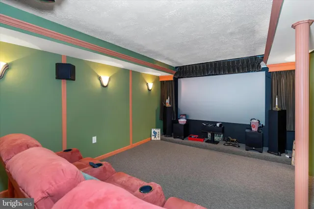 $605,000 | 15 Moonlight Court, Newark, DE 19702