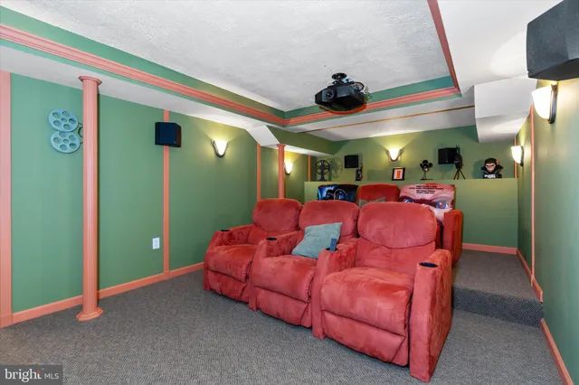 $605,000 | 15 Moonlight Court, Newark, DE 19702