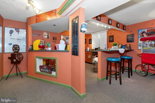 $605,000 | 15 Moonlight Court, Newark, DE 19702