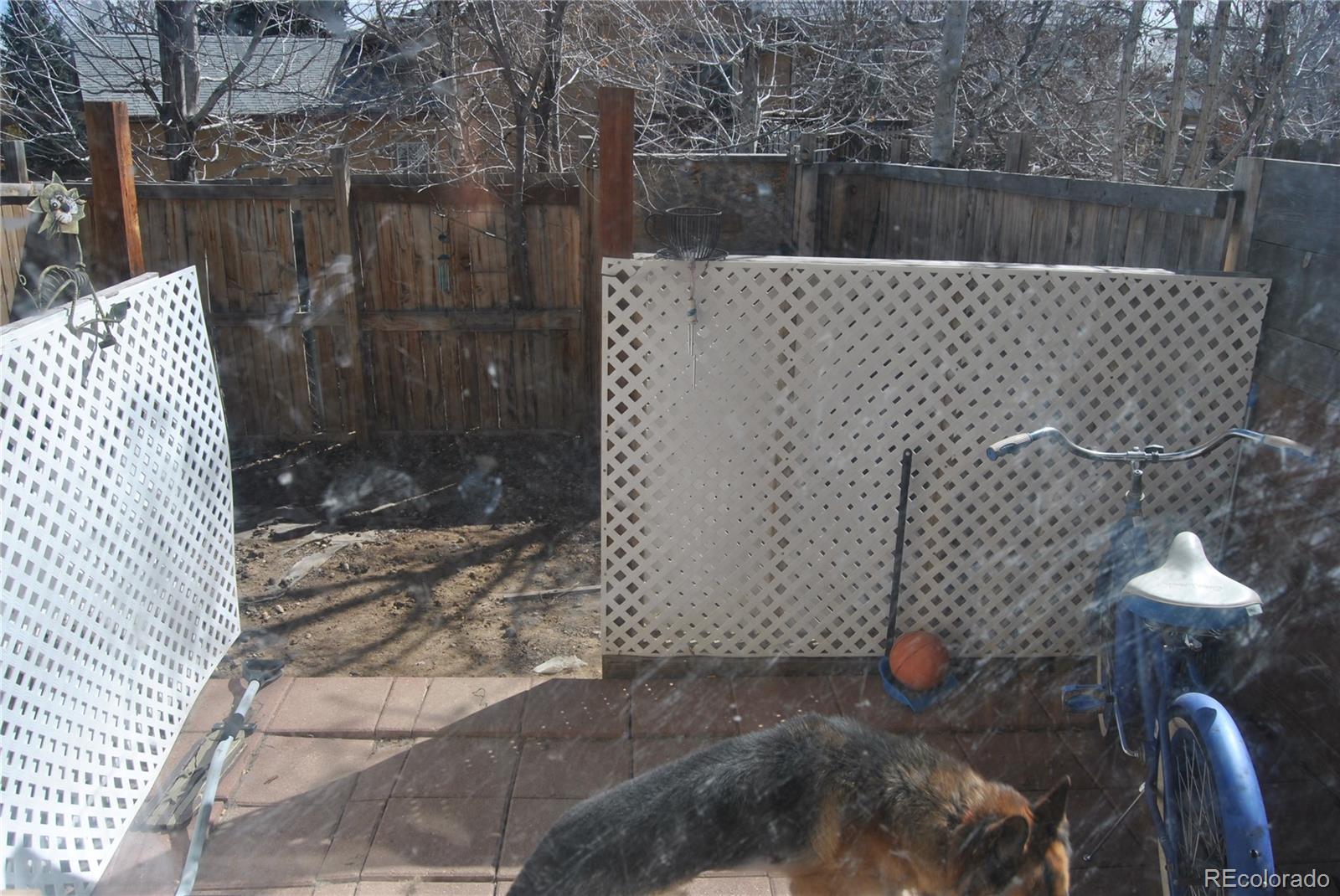 1904 Eagle Street Aurora, CO 80011 - Photo 7 of 27 a view of swimming pool