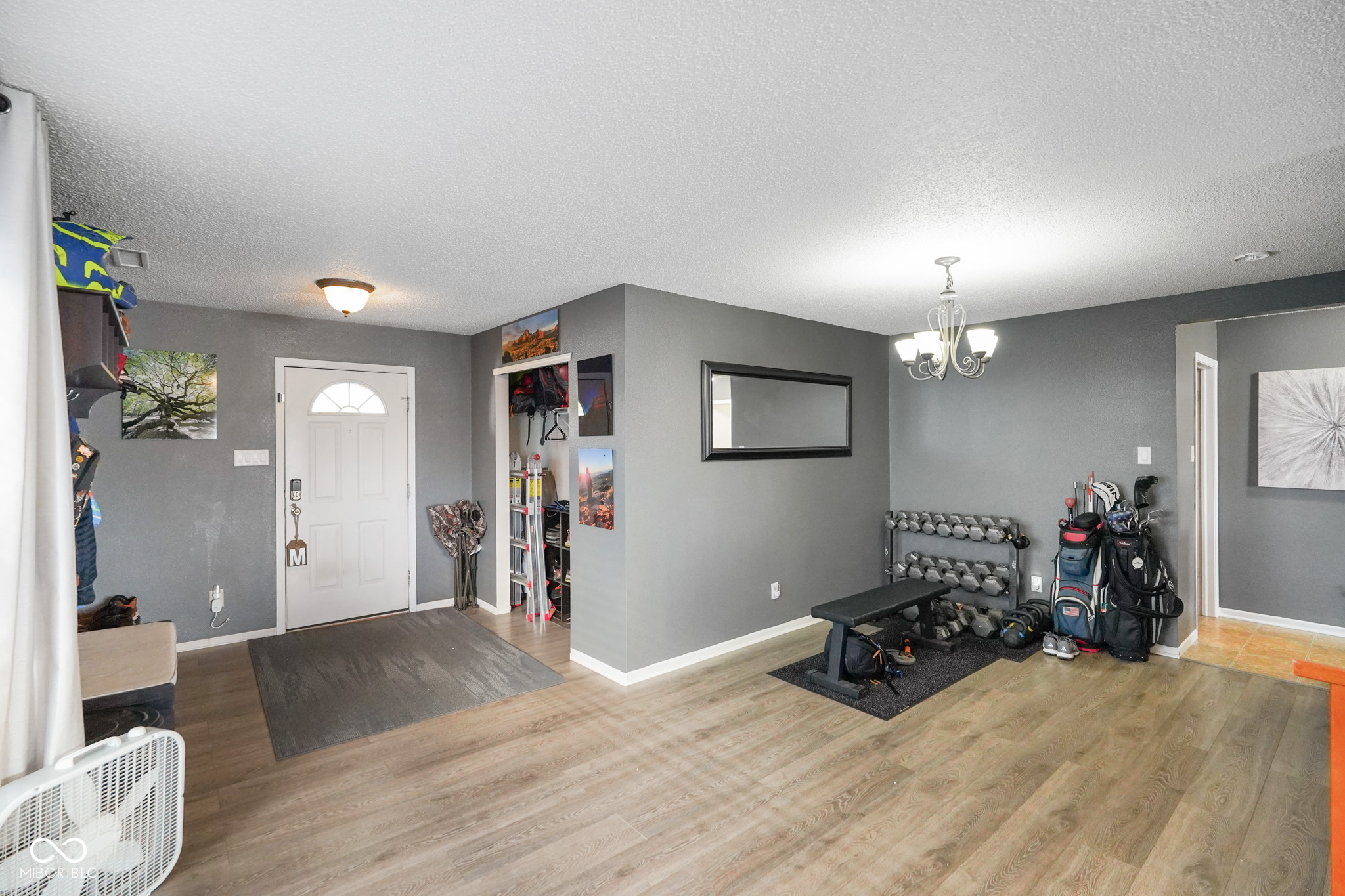 8805 Hosta Way Camby, IN 46113 - Photo 8 of 36