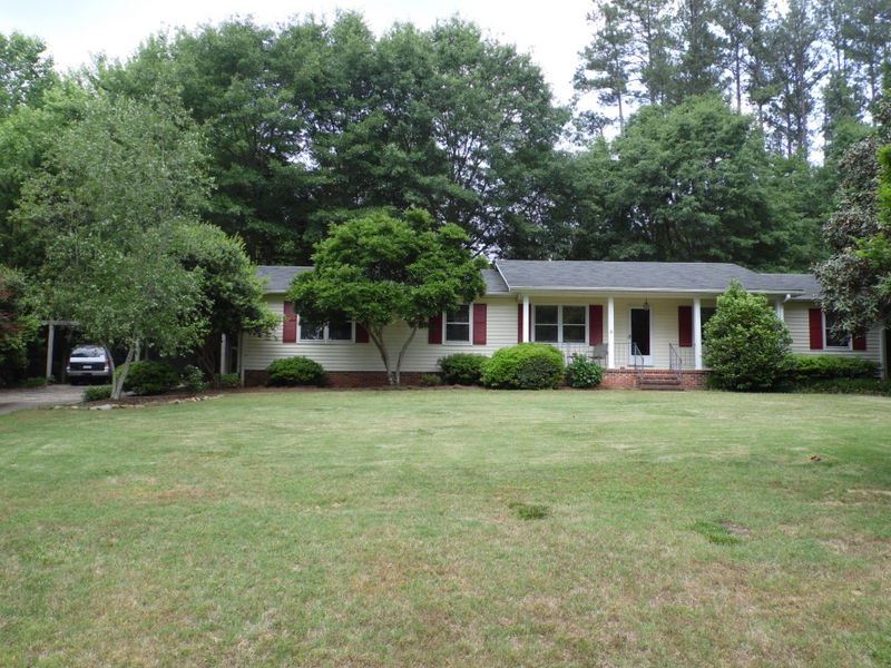 1107 Shoreview Drive Seneca, SC 29672 - Photo 1 of 20
