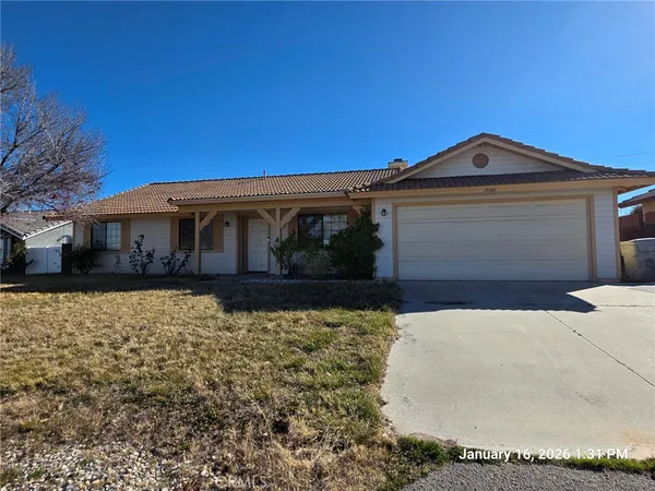 $405,000 | 15501 Via Bahia Street, Hesperia, CA 92345