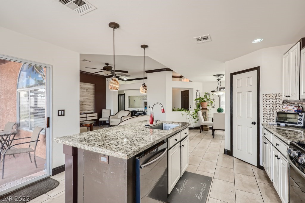 410 Rocky Road Henderson, NV 89015 - Photo 8 of 17 Gallery Image 8