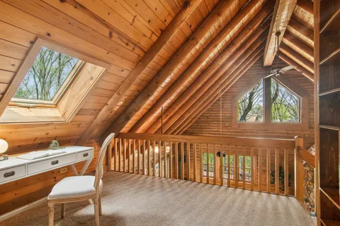 $565,000 | 200 Wildwood Lane, Fox River Grove, IL 60021