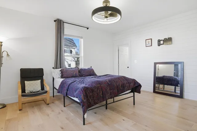 $1,050,000 | 6 Everett Street, Stoneham, MA 02180