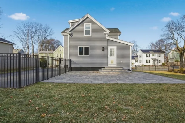 $1,050,000 | 6 Everett Street, Stoneham, MA 02180