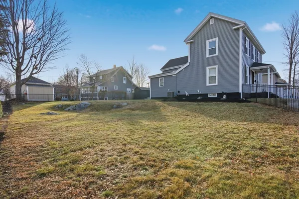 $999,900 | 6 Everett Street, Stoneham, MA 02180