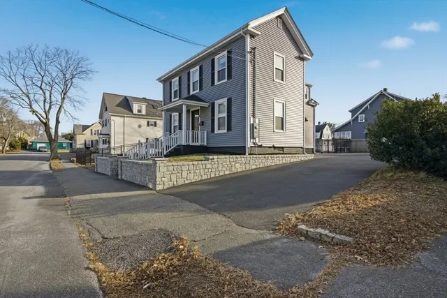 $1,050,000 | 6 Everett Street, Stoneham, MA 02180
