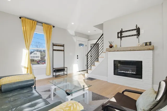 $1,050,000 | 6 Everett Street, Stoneham, MA 02180