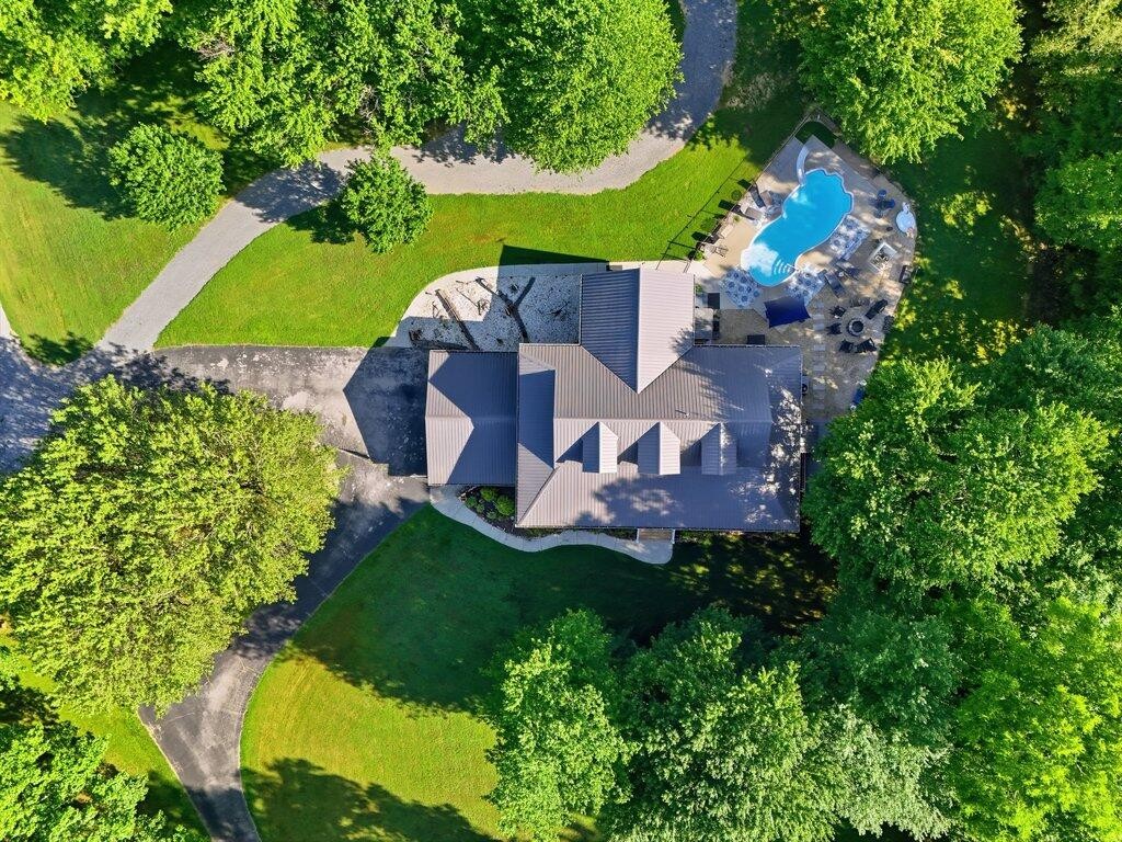 350 Piney Point Road Spring City, TN 37381 - Photo 2 of 82