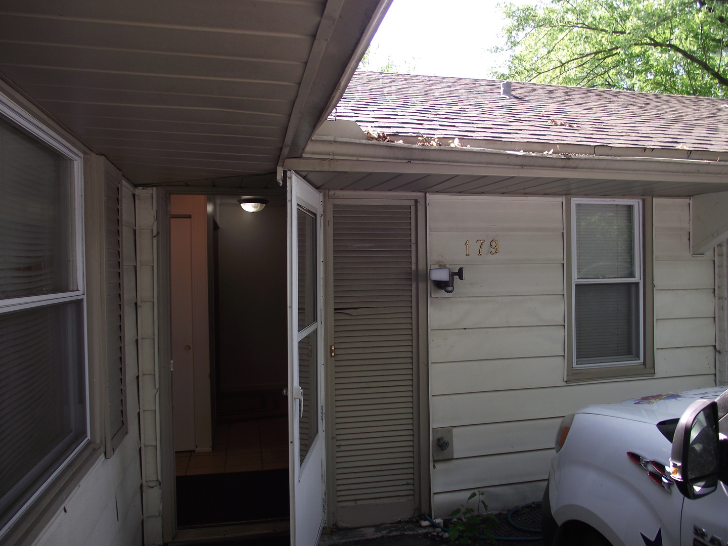 179 Thornhurst Road Bolingbrook, IL 60440 - Photo 1 of 21 a view of a porch