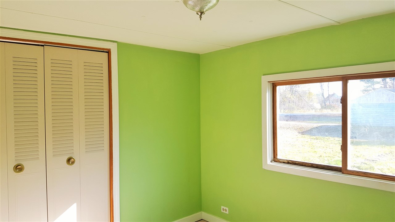 1074 Upper City Road Pittsfield, NH 03263 - Photo 15 of 29