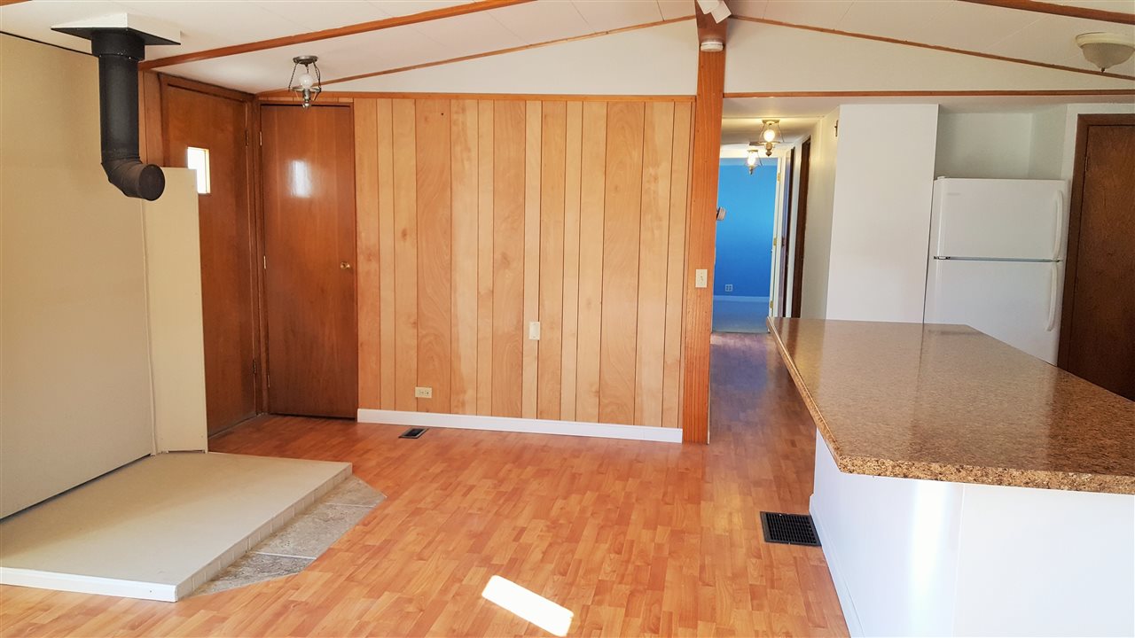 1074 Upper City Road Pittsfield, NH 03263 - Photo 4 of 29