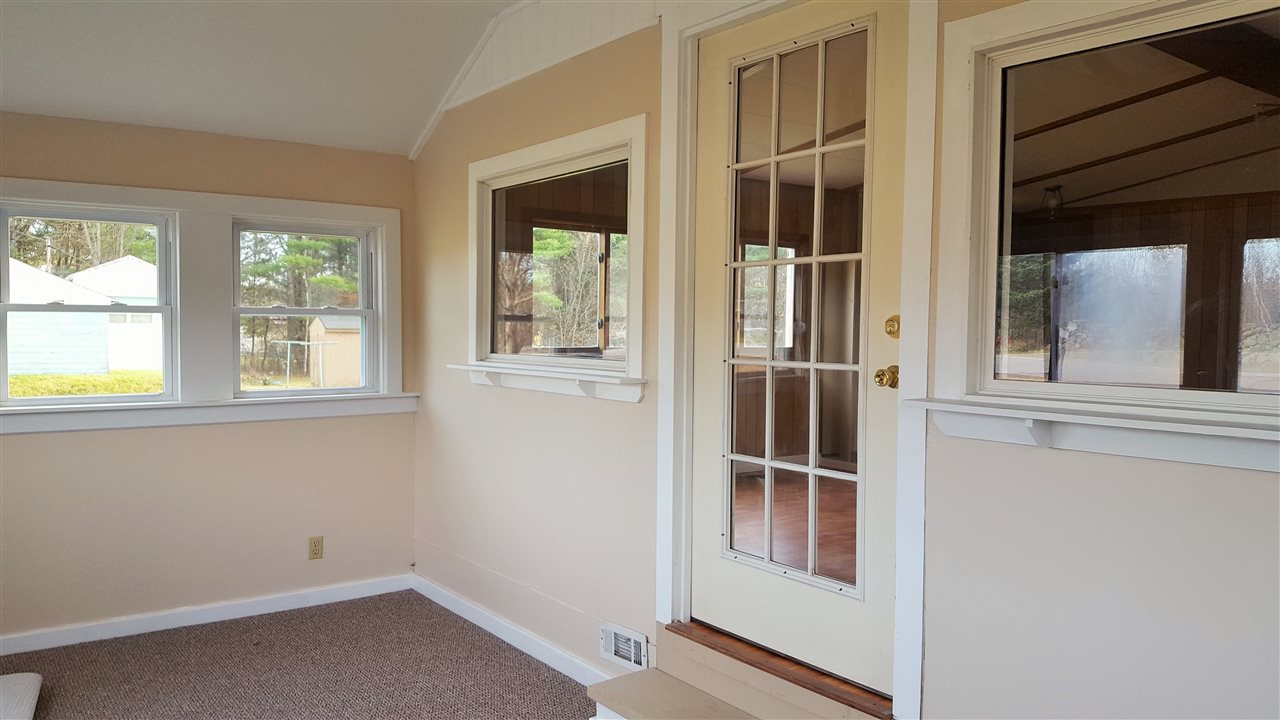 1074 Upper City Road Pittsfield, NH 03263 - Photo 5 of 29