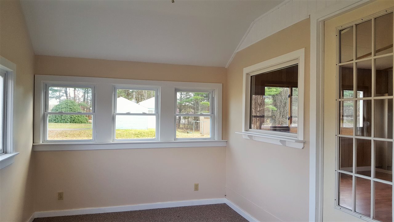 1074 Upper City Road Pittsfield, NH 03263 - Photo 6 of 29