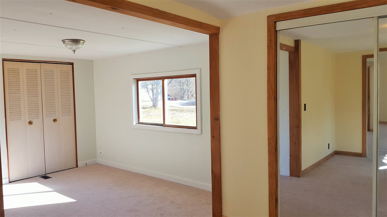 1074 Upper City Road Pittsfield, NH 03263 - Photo 10 of 29