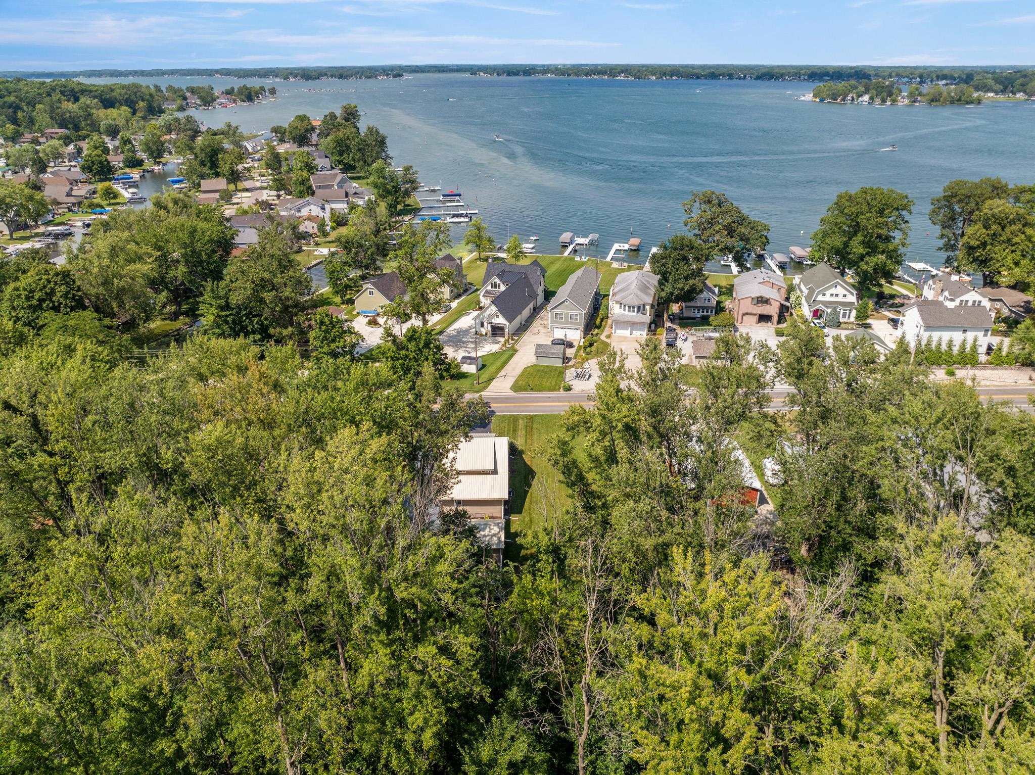 8629 East Hatchery Road Syracuse, IN 46567 - Photo 34 of 35