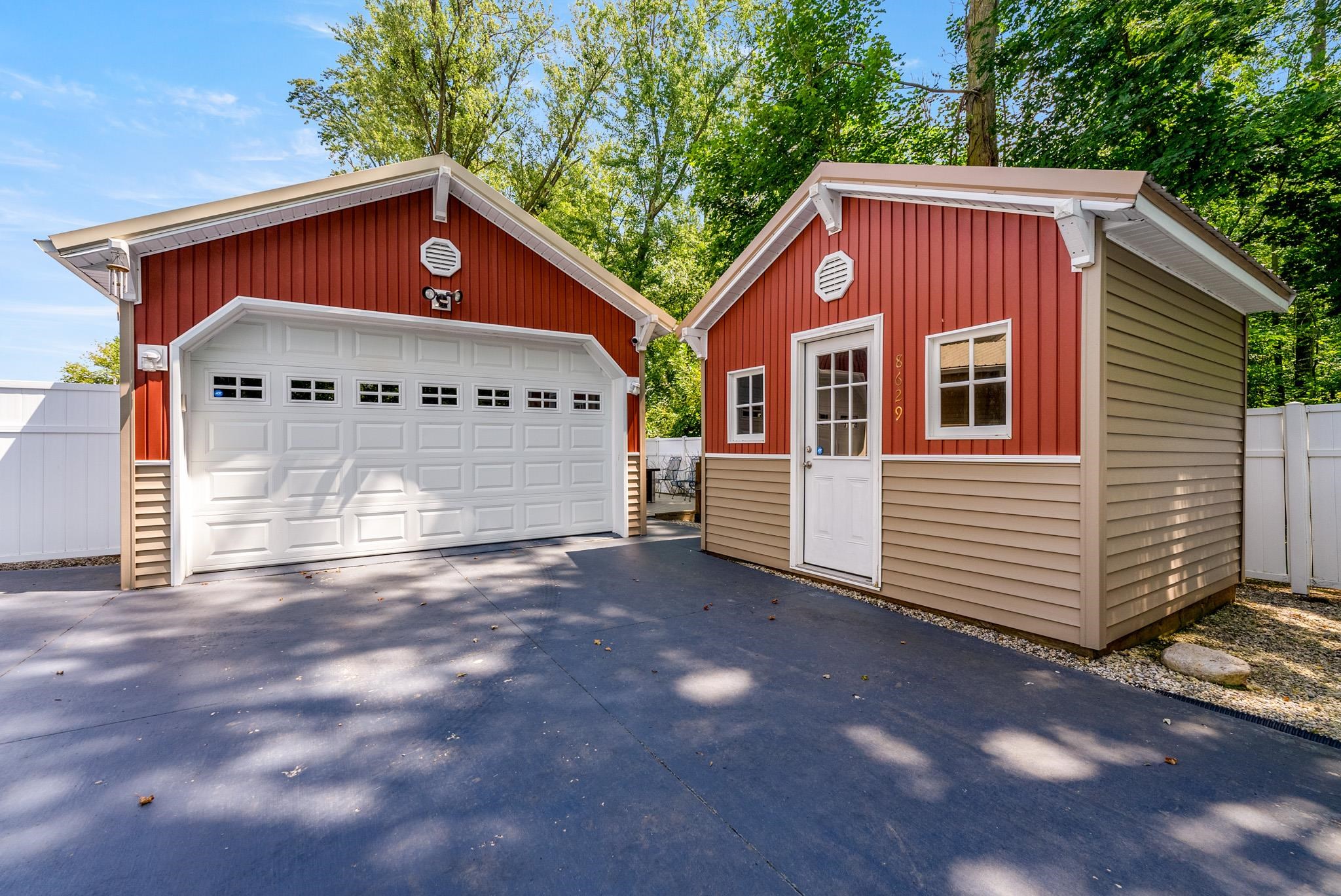 8629 East Hatchery Road Syracuse, IN 46567 - Photo 9 of 35