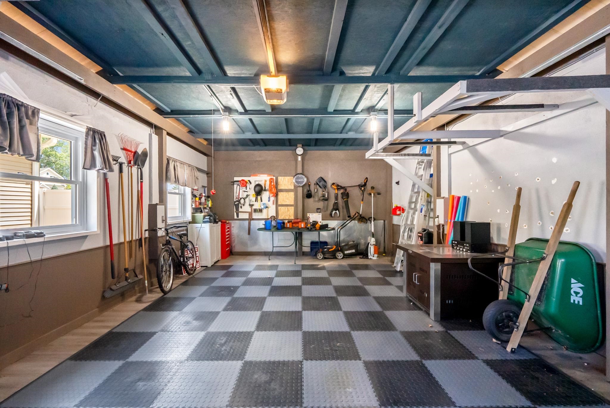 8629 East Hatchery Road Syracuse, IN 46567 - Photo 10 of 35