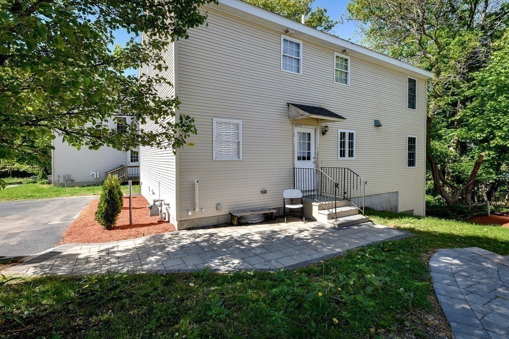 26 Carl R Ghilani Circle Ashland, MA 01721 - Photo 6 of 42 Gallery Image 6