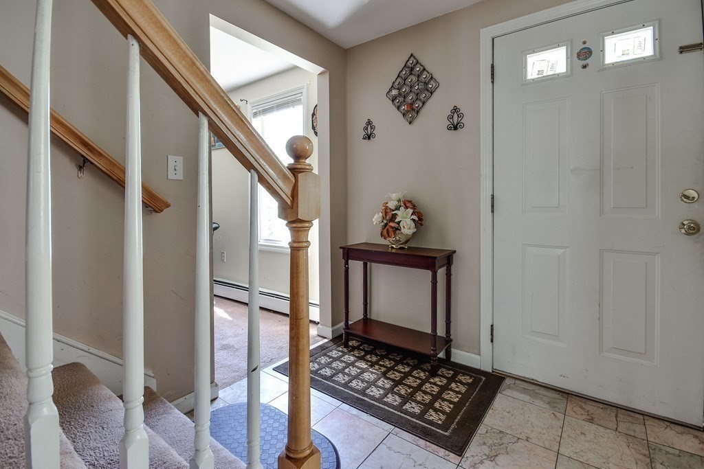 26 Carl R Ghilani Circle Ashland, MA 01721 - Photo 7 of 42 Gallery Image 7