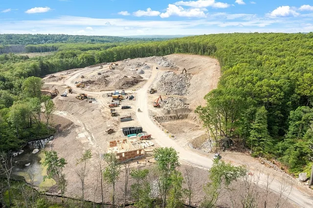 $878,000 | 3 Conifer Circle, Unit 29, Shrewsbury, MA 01545