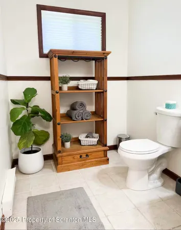 $2,100 | 221 Ash Drive, Long Pond, PA 18334