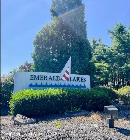 $2,100 | 221 Ash Drive, Long Pond, PA 18334