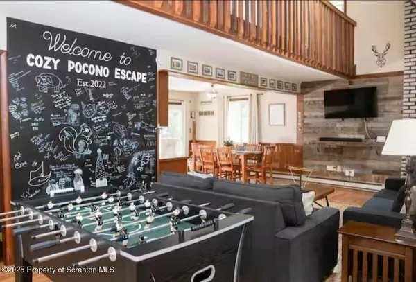 $2,100 | 221 Ash Drive, Long Pond, PA 18334