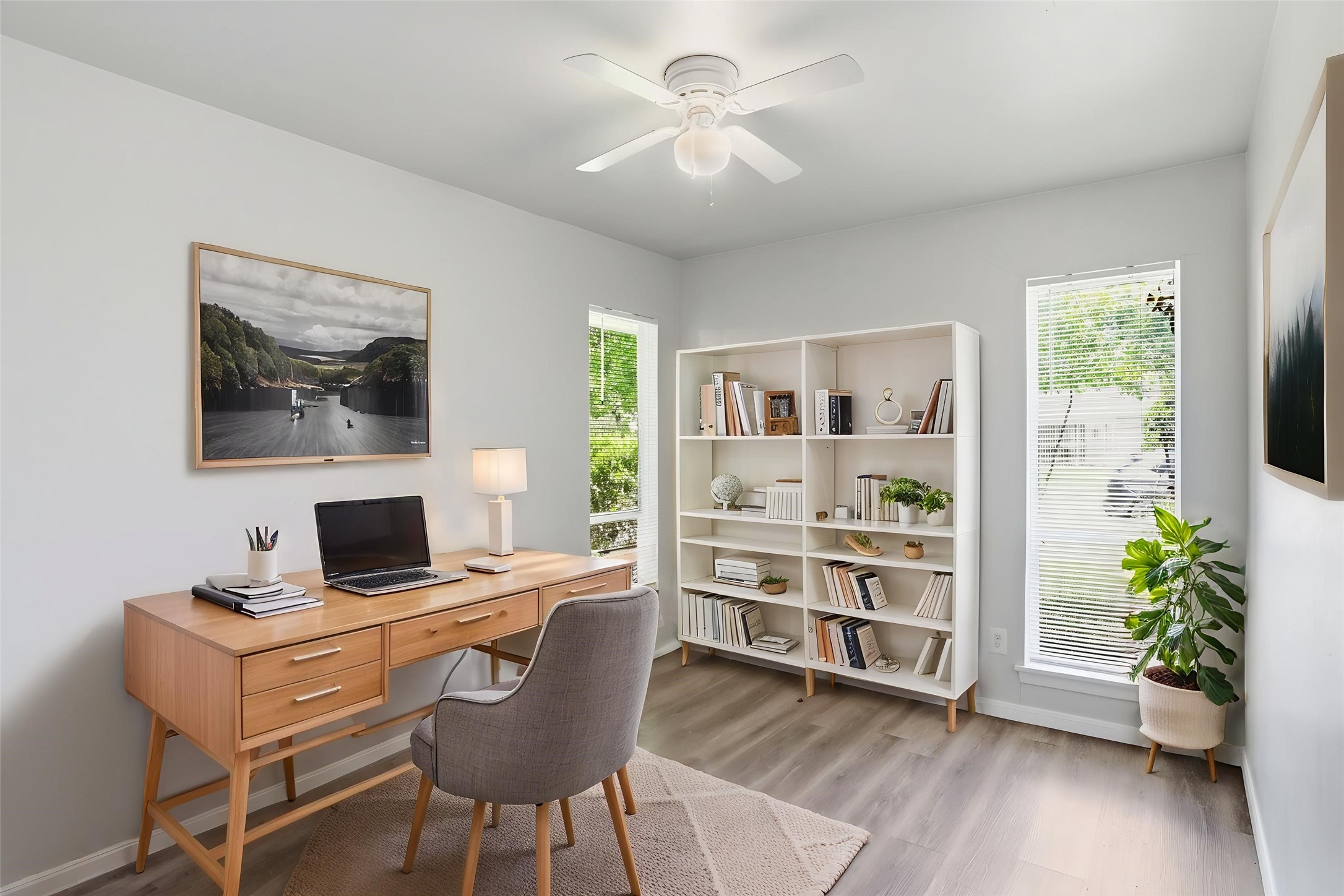 5242 Grace Point Lane Houston, TX 77048 - Photo 4 of 38 a workspace with furniture and a window