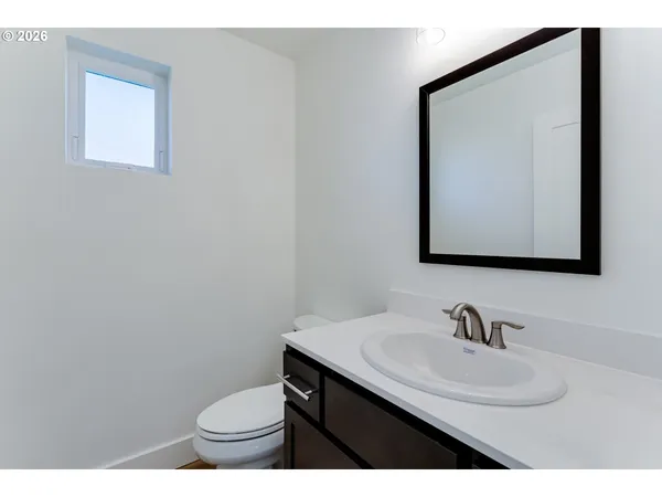 $650,000 | 231-233 South 41st Place, Springfield, OR 97478