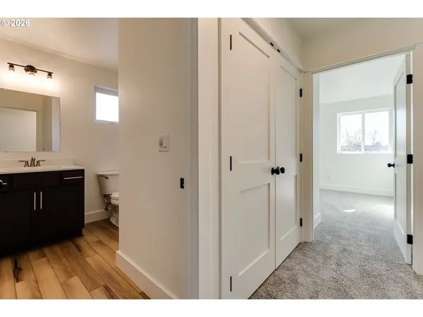 $650,000 | 231-233 South 41st Place, Springfield, OR 97478