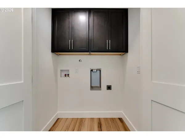 $650,000 | 231-233 South 41st Place, Springfield, OR 97478