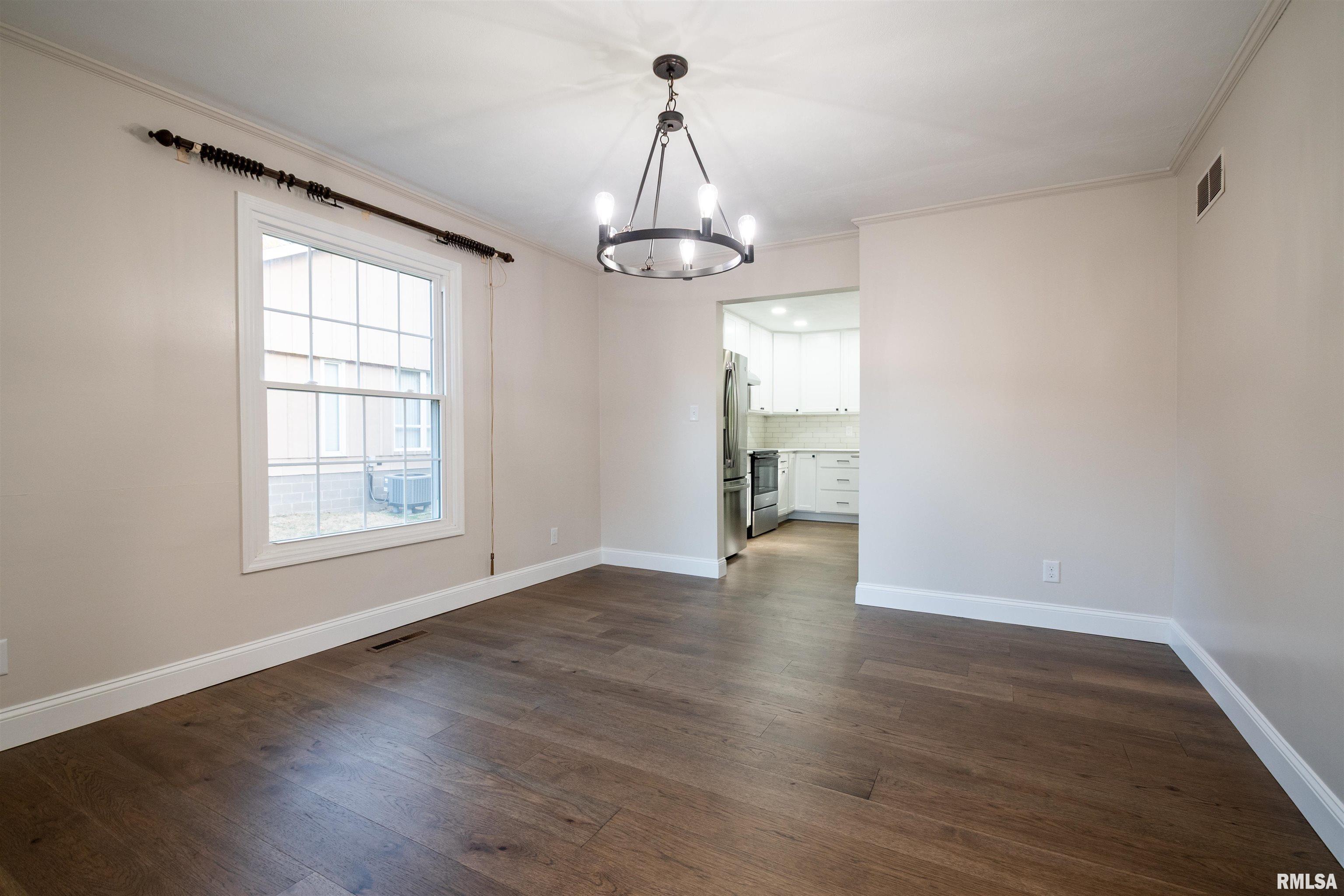 6520 North Talisman Terrace Peoria, IL 61615 - Photo 17 of 46