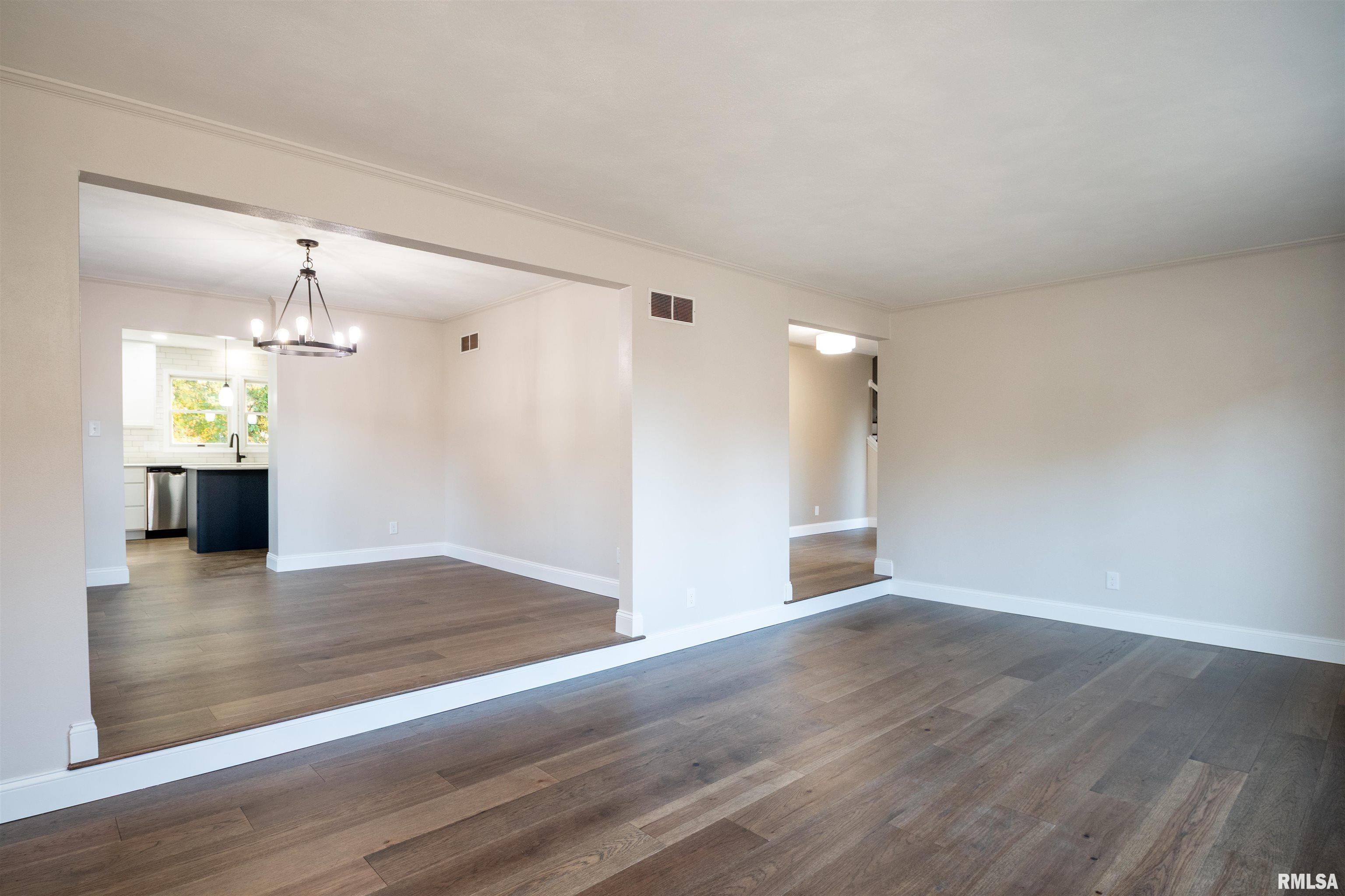 6520 North Talisman Terrace Peoria, IL 61615 - Photo 19 of 46