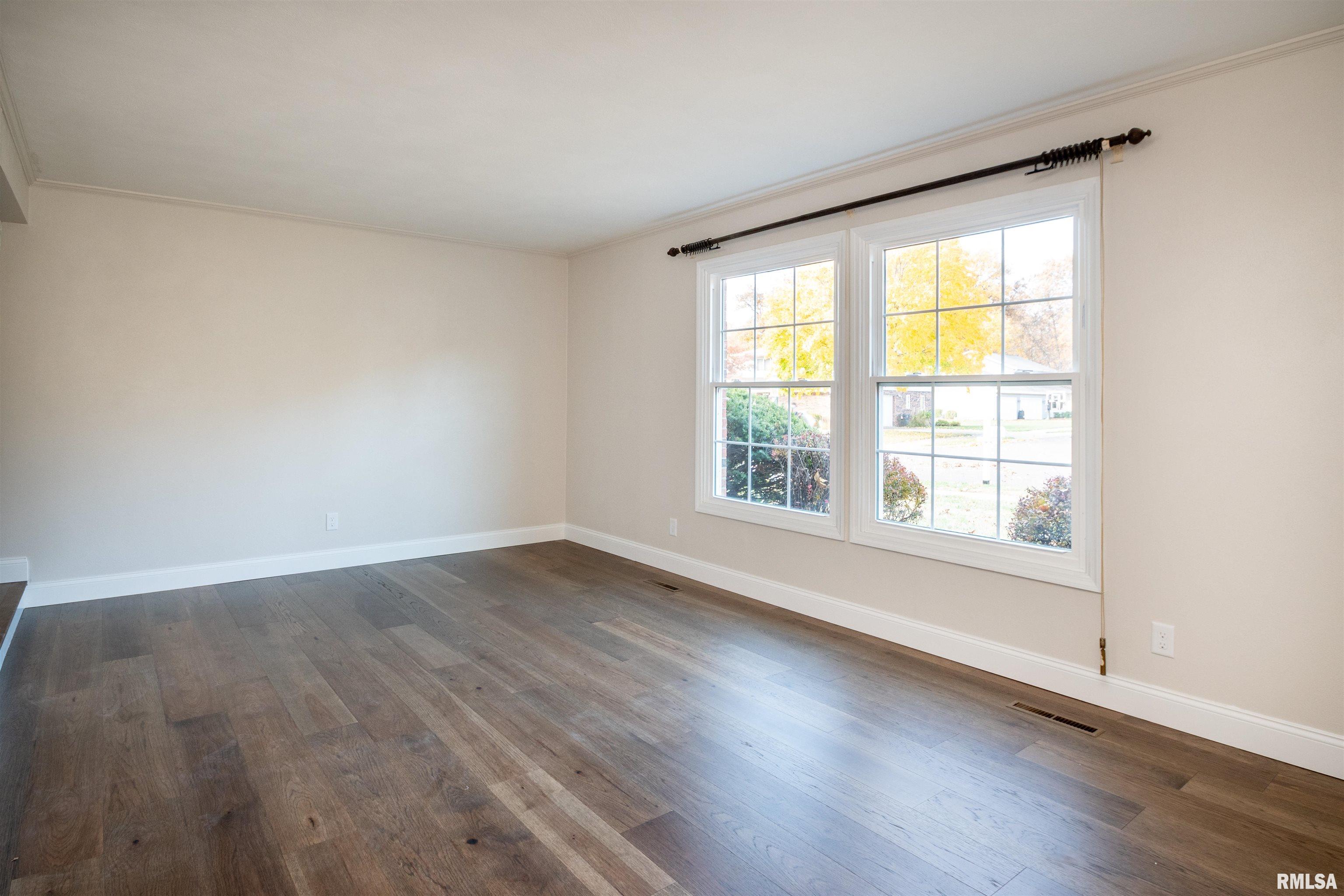 6520 North Talisman Terrace Peoria, IL 61615 - Photo 21 of 46