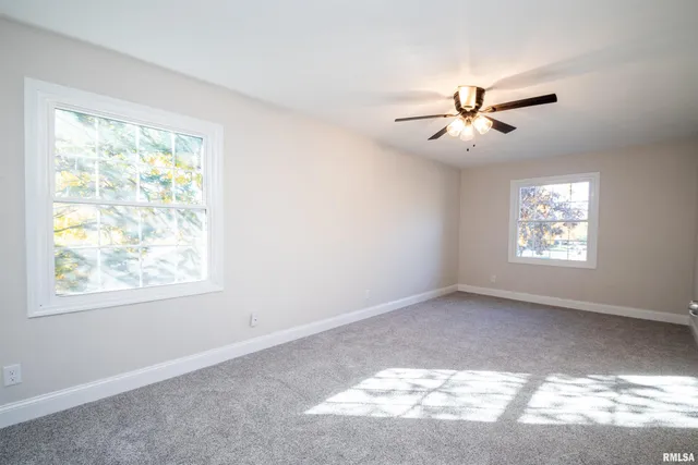 $365,000 | 6520 North Talisman Terrace, Peoria, IL 61615